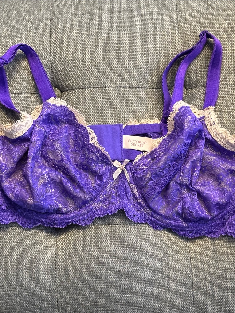 Victoria's Secret Bra, Dream Angels Violet Lace Underwire with Cream Trim, 38D - Picture 3 of 8